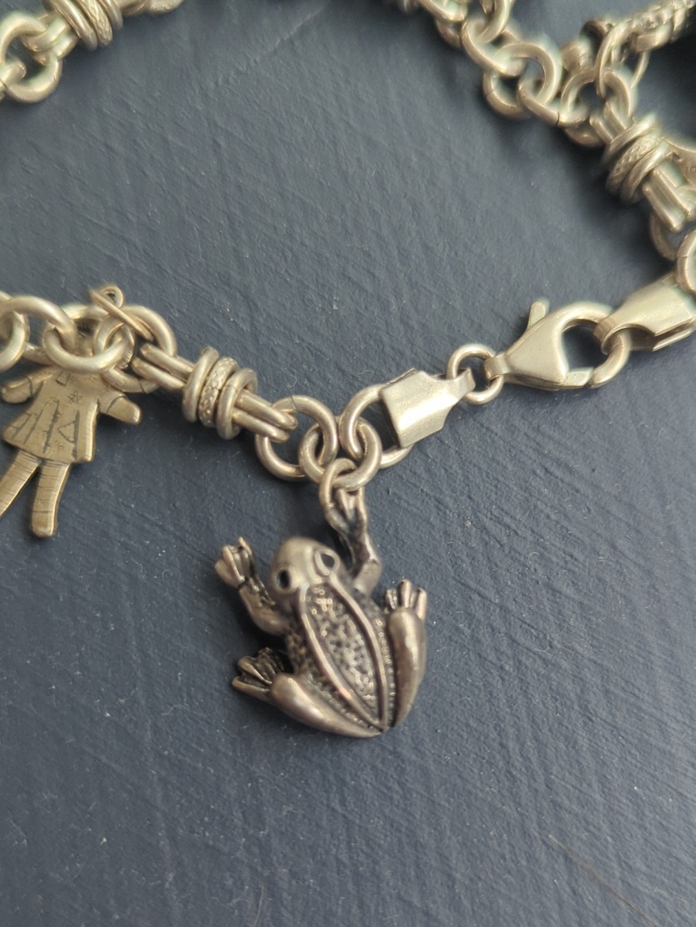 1970s Vintage Sterling Silver Charm Bracelet - Picture 3 of 7